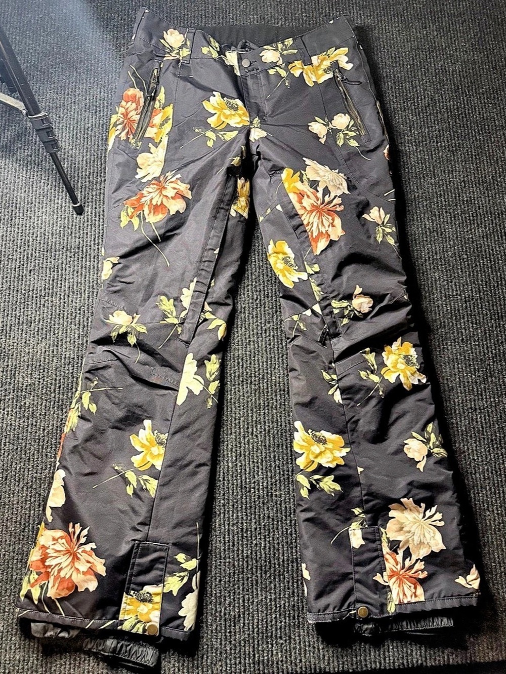 Iceburg Floral Snowboarding Ski Pants Medium Insulated Waterproof Black Orange M